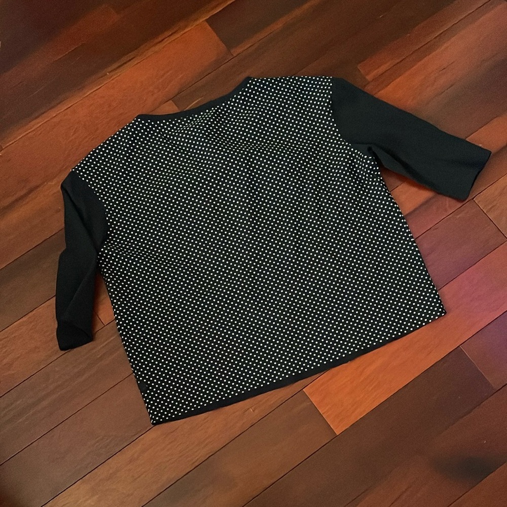 Lululemon women’s Black and White Polka Dot Boxy Blouse